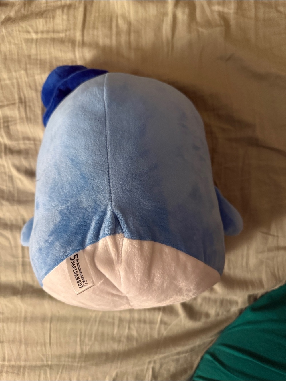 Squishmallows Blue White Yellow Penguin with Red Bow Tie and Blue Top Hat - Picture 2 of 2